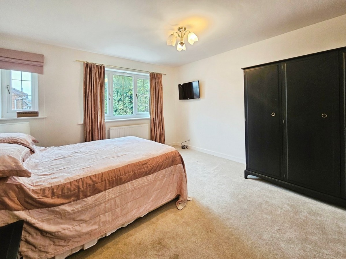 Campion Way, Lowerfold, OL12 7UL