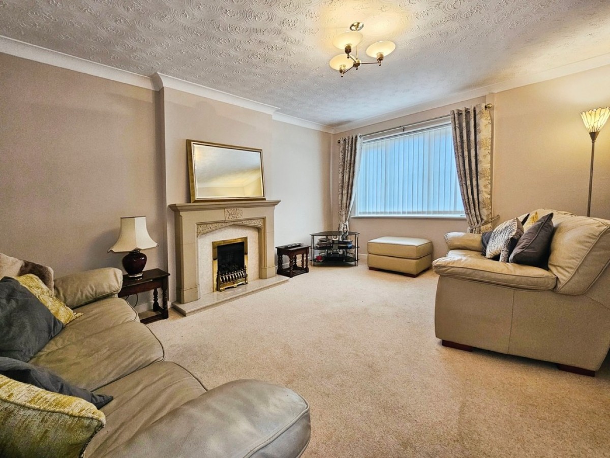 Campion Way, Lowerfold, OL12 7UL