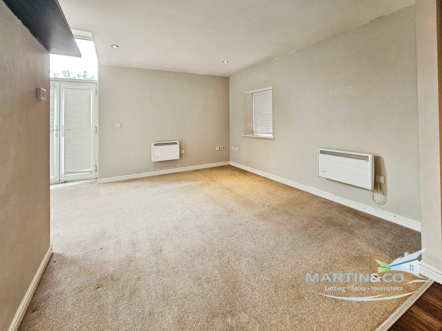 2 bedroom Flat for Sale Birch Hill Clock Tower, Oakhurst Drive, OL12 9EU