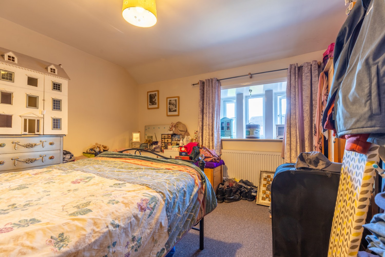 2 bedroom House for Sale Rochdale Road, Shaw, OL2 7HS