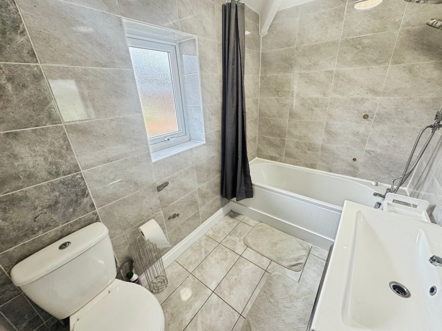 3 bedroom House for Letting Turf Hill Road, Rochdale, Greater Manchester