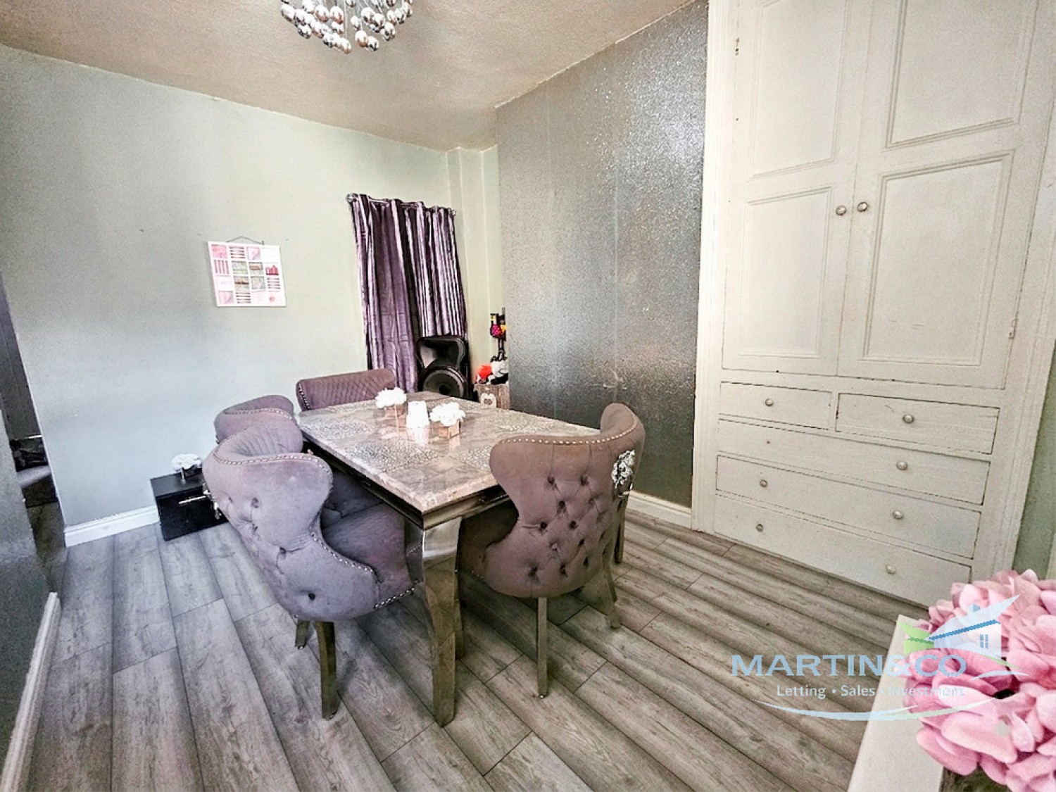 2 bedroom House for Sale Oldham Road, Rochdale