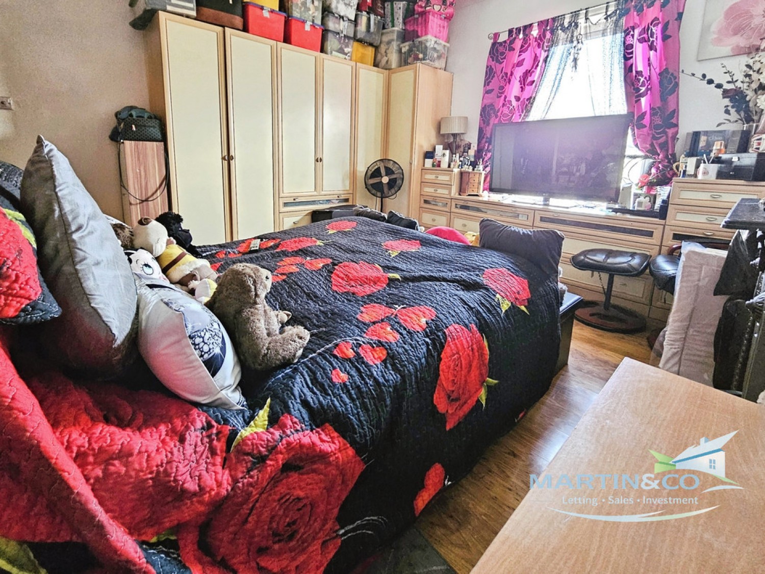 2 bedroom House for Sale Oldham Road, Rochdale