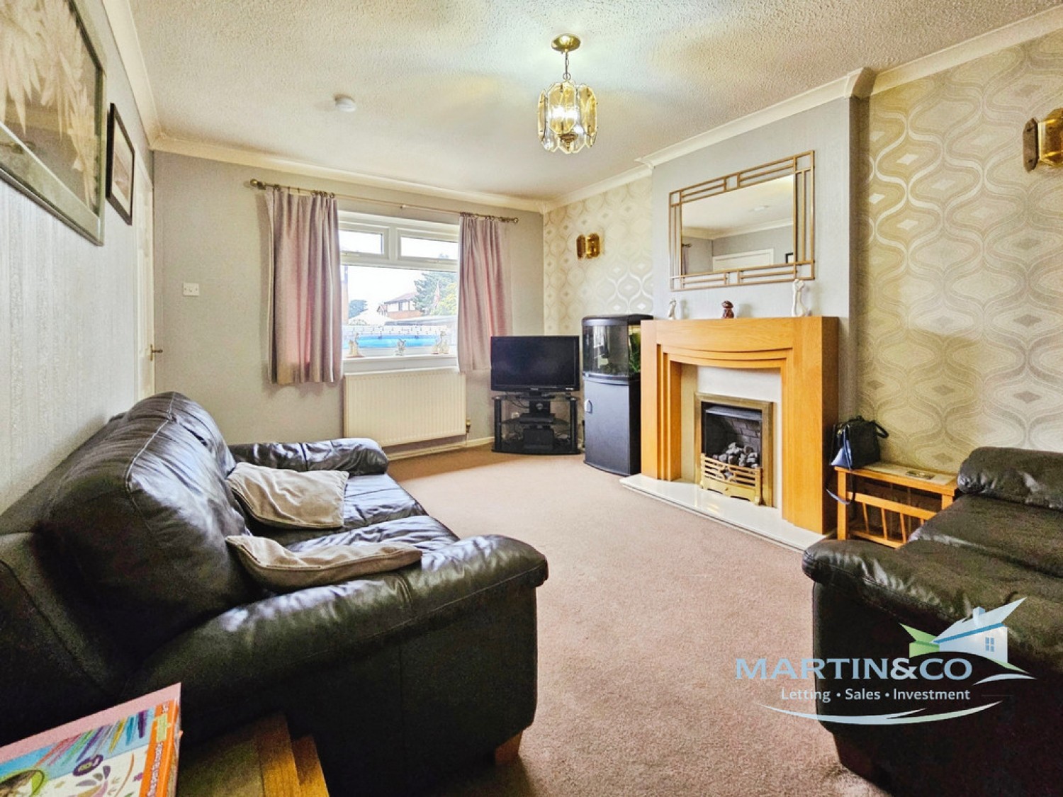 2 bedroom Bungalow for Sale Botany Close, Heywood