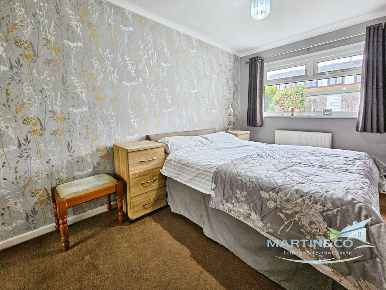 2 bedroom Bungalow for Sale Botany Close, Heywood