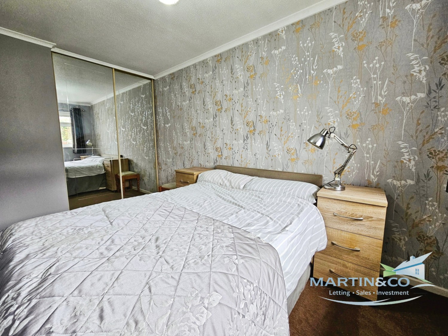 2 bedroom Bungalow for Sale Botany Close, Heywood