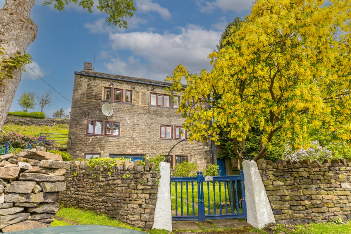 Well House, Healey Stones, OL12 0UE