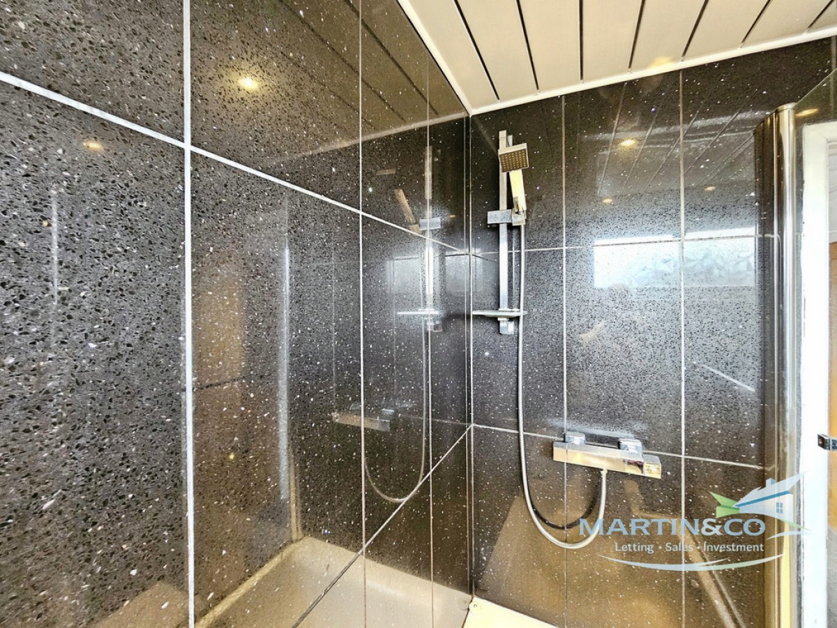 Sherbourne Drive, Heywood