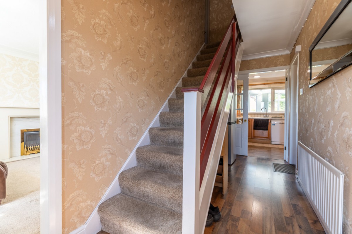 Petrel Close, Bamford, OL11 5QT