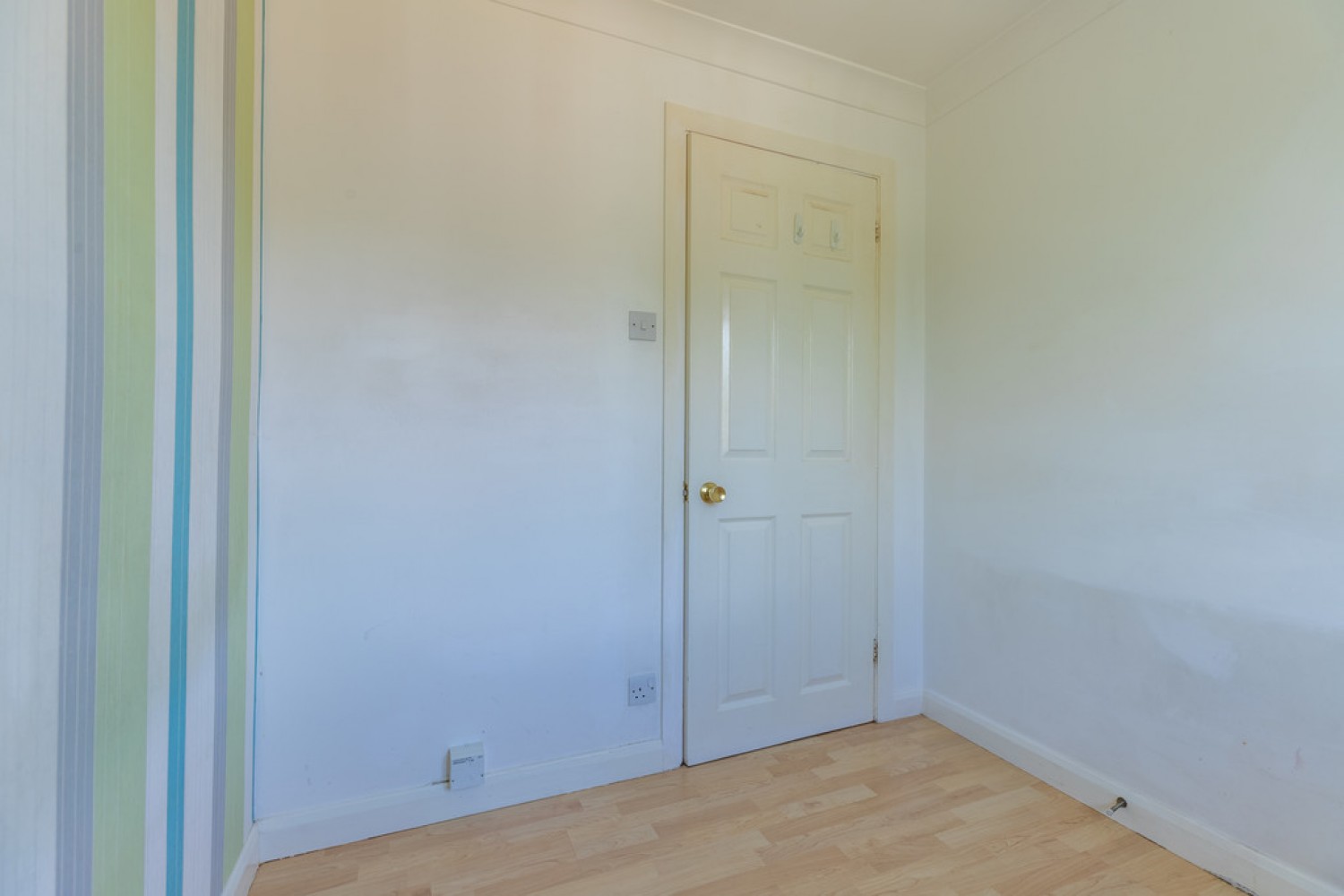 4 bedroom House for Sale Petrel Close, Bamford, OL11 5QT