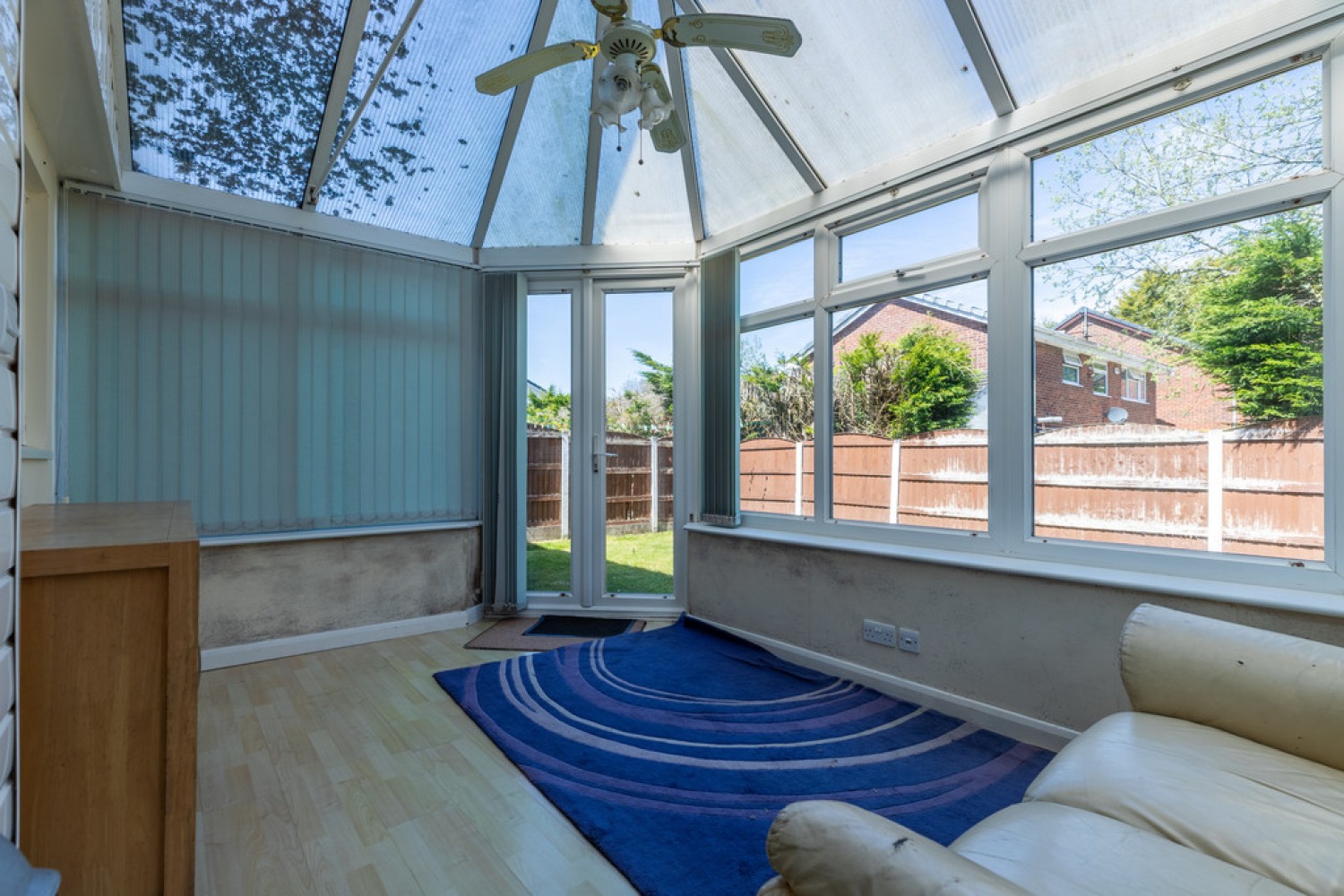 4 bedroom House for Sale Petrel Close, Bamford, OL11 5QT