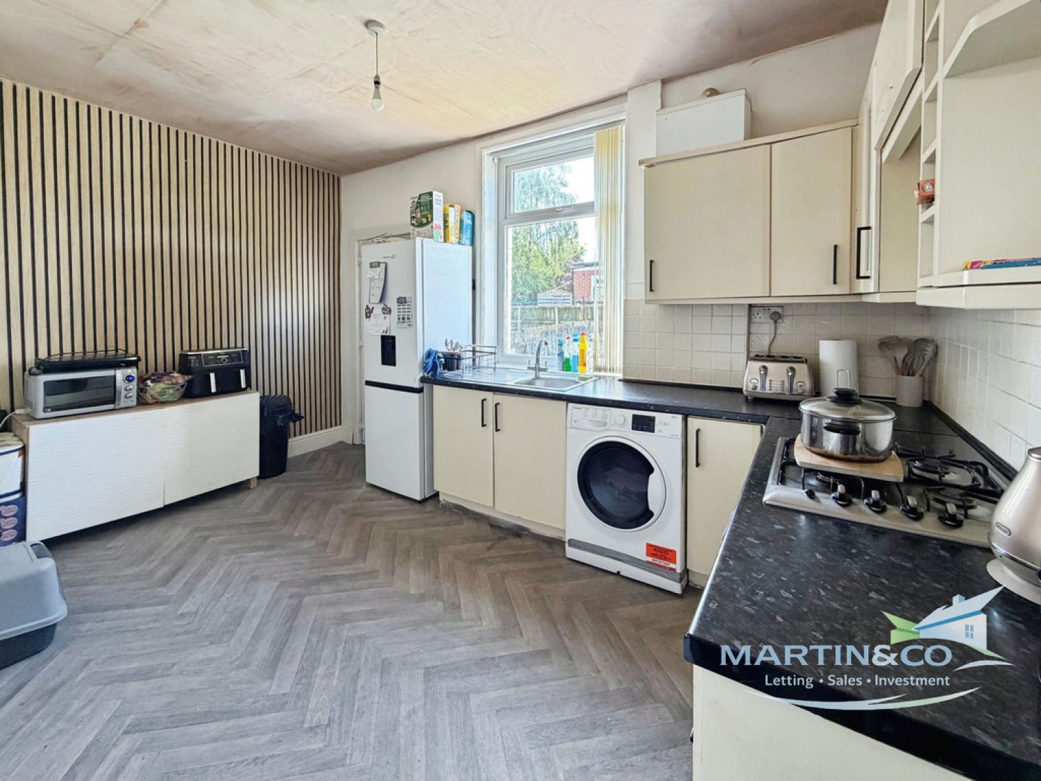 3 bedroom House for Sale Brickfield Street, Smallbridge, OL16 2PD