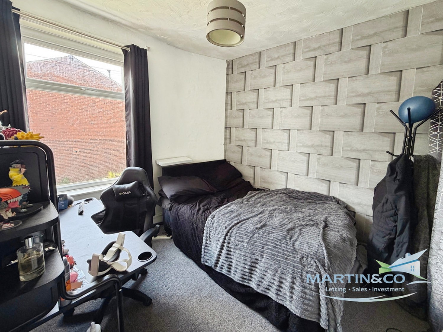 3 bedroom House for Sale Brickfield Street, Smallbridge, OL16 2PD