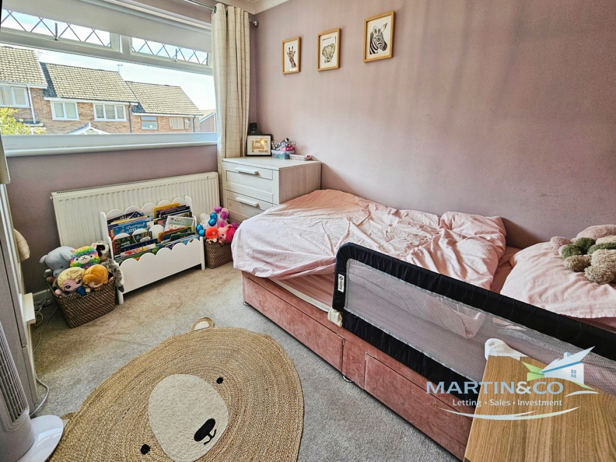 Park Crescent, Chadderton