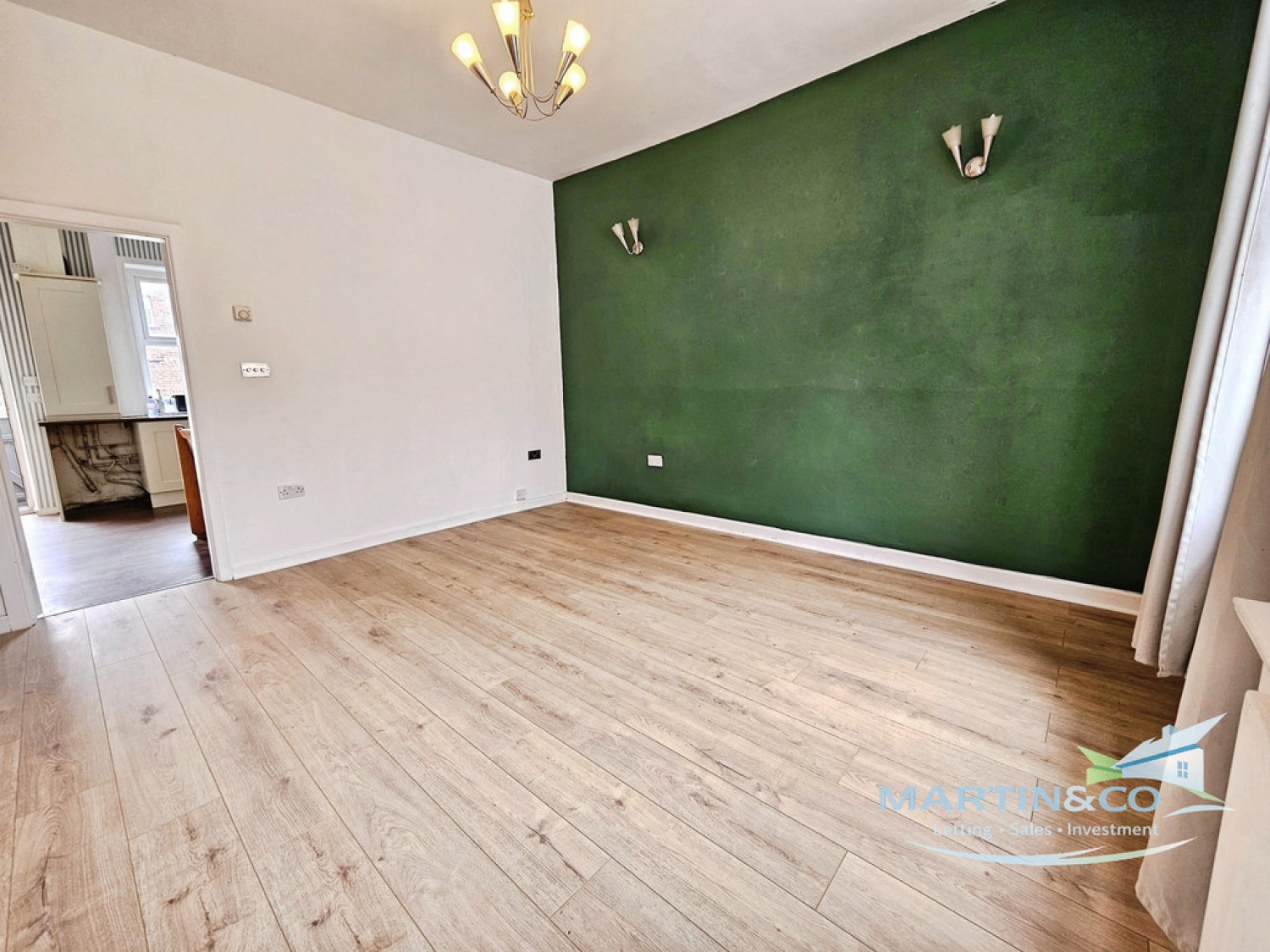 2 bedroom House for Sale Garston Street, Bury