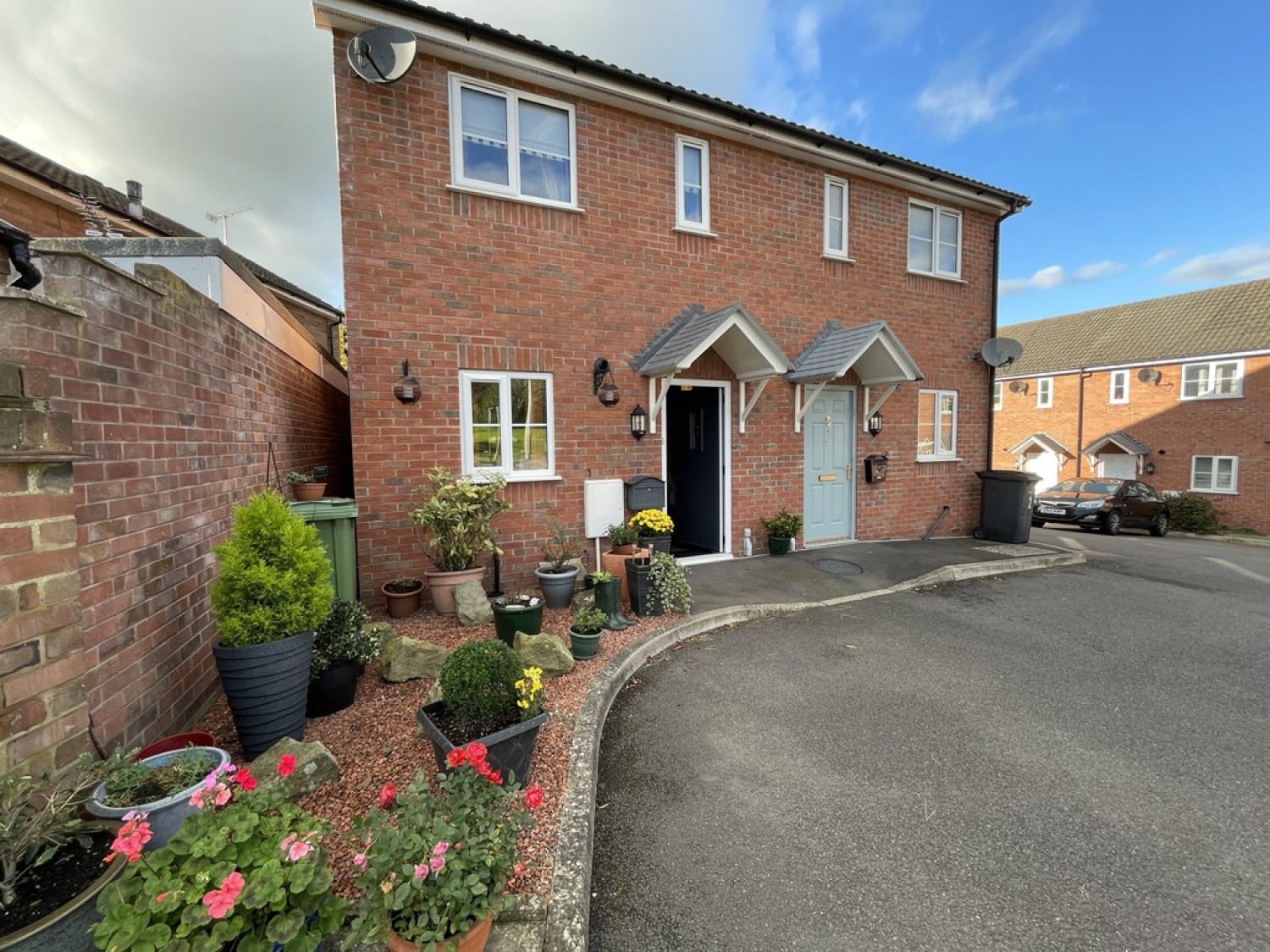 2 bedroom House for Sale Fox Close, Bayston Hill, Shrewsbury