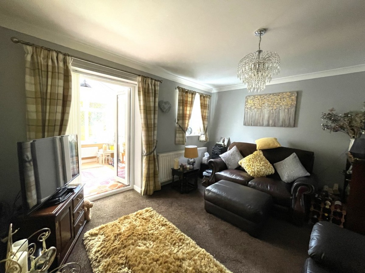 Fox Close, Bayston Hill, Shrewsbury