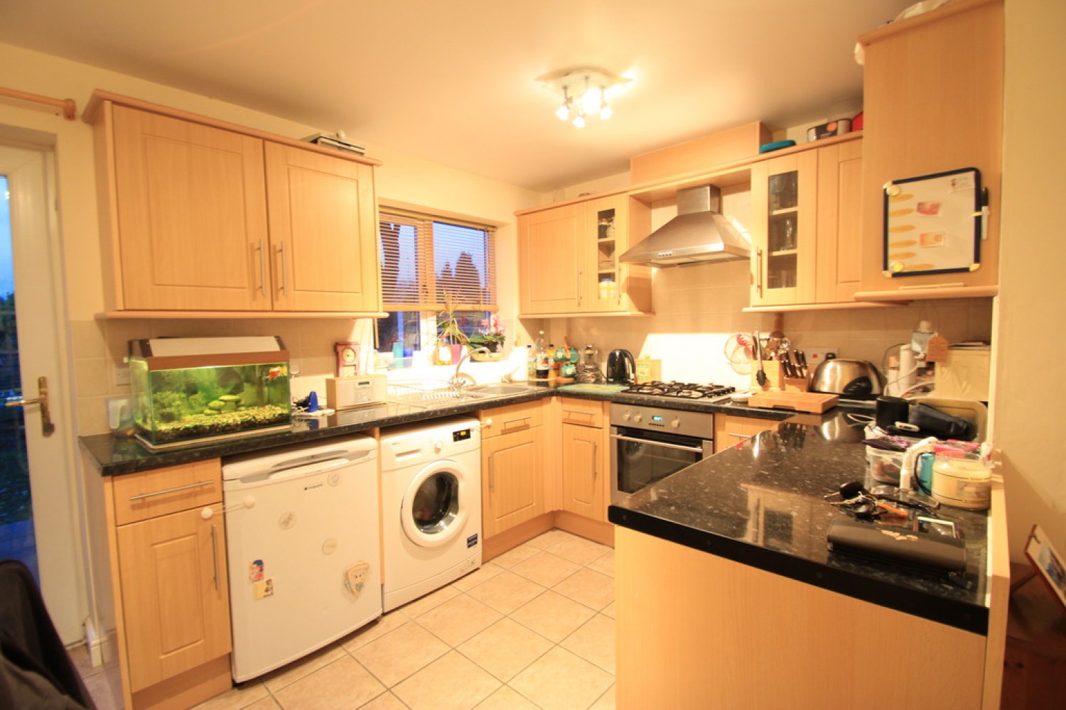 2 bedroom House for Letting The Crest, Stone