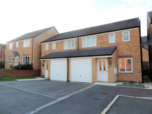 Greylag Gate, Newcastle Under Lyme, Staffordshire