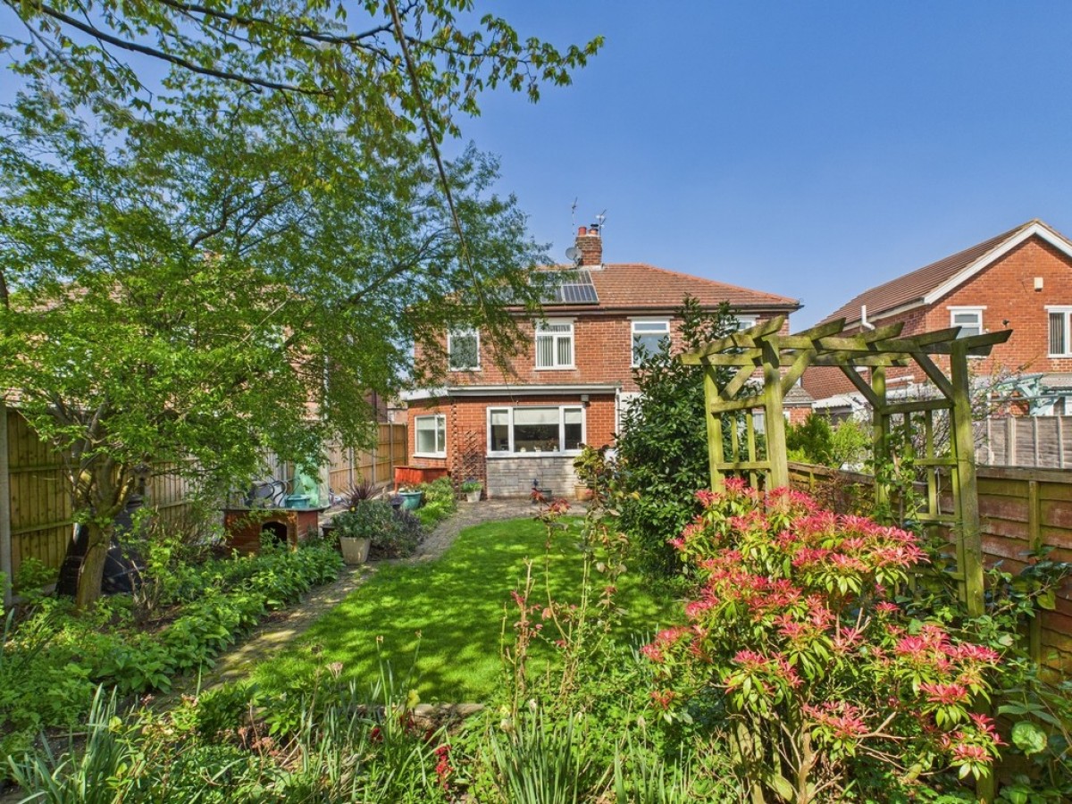 Holmcroft Road