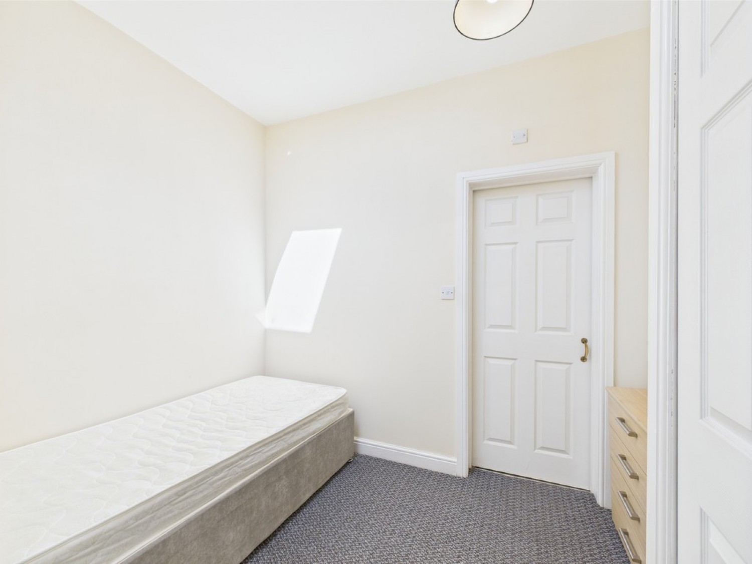 4 bedroom House in Abbotts Walk, Stafford, Staffordshire