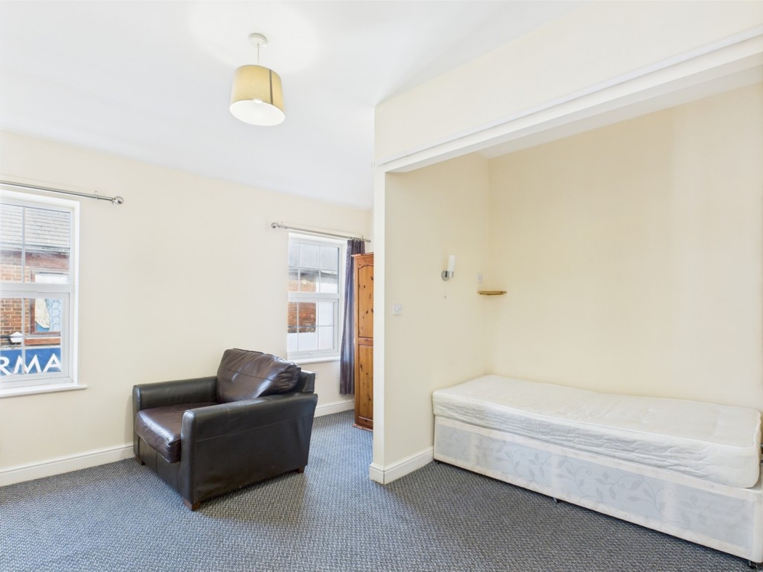 4 bedroom House in Abbotts Walk, Stafford, Staffordshire