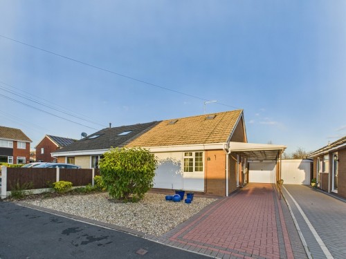 Boundary Close, Walton , Stone
