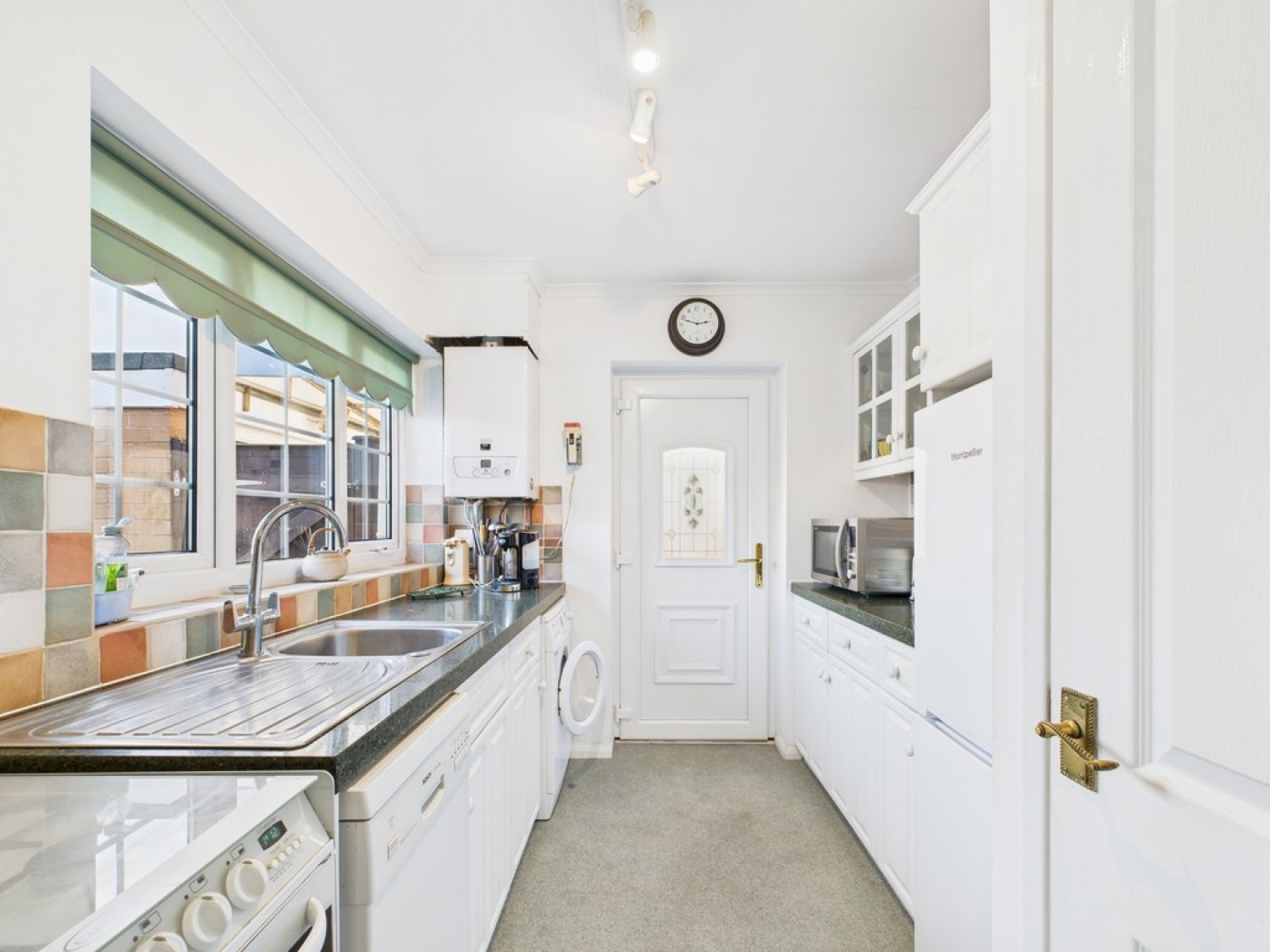 2 bedroom Bungalow in Boundary Close, Walton , Stone