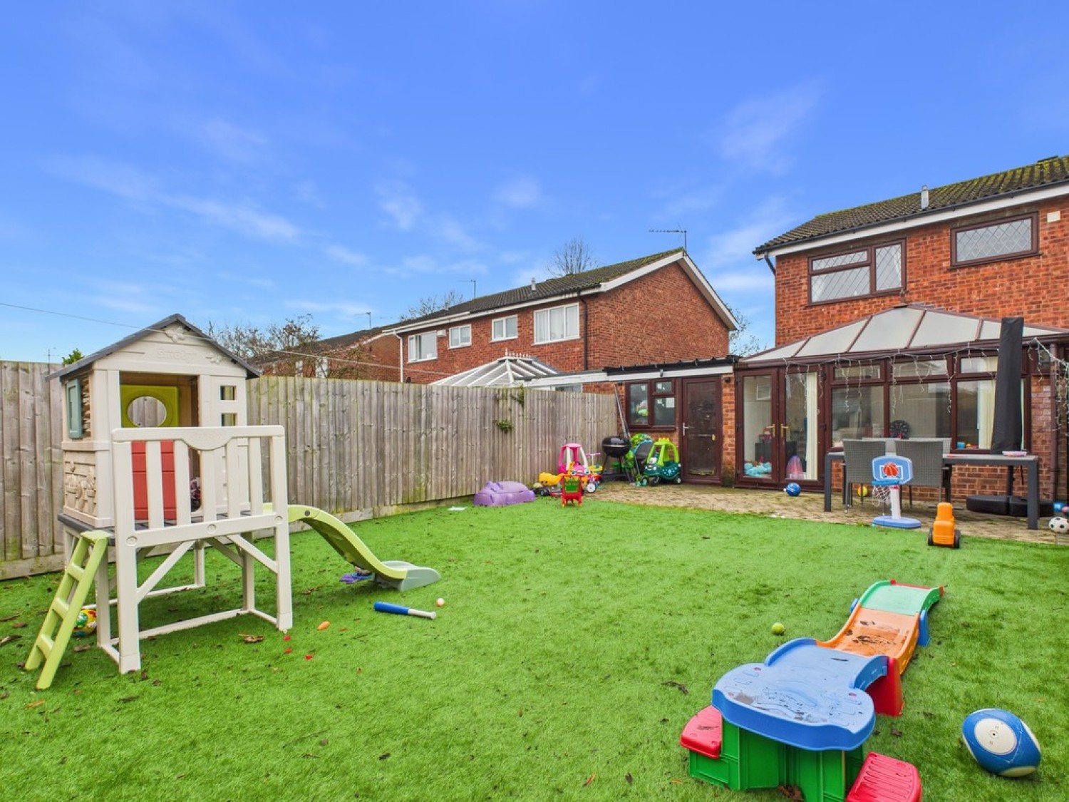 3 bedroom House in Blythe Road, Stafford, Staffordshire