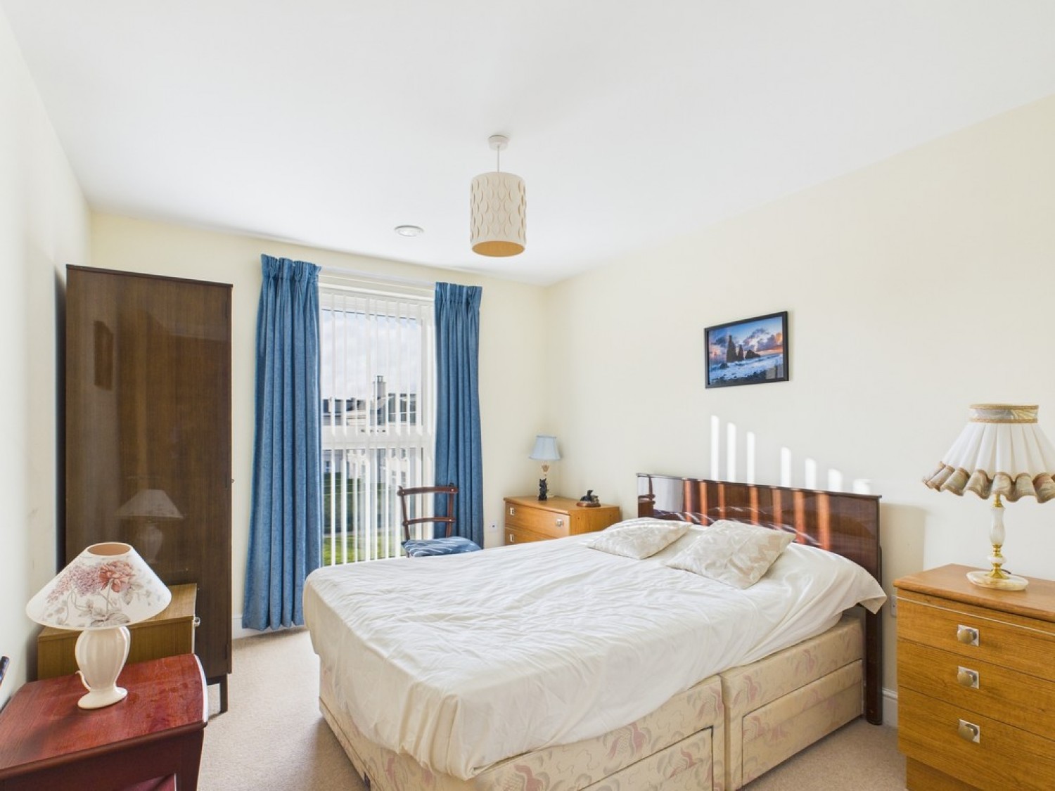 2 bedroom Flat for Sale The Oval, Stafford, Staffordshire