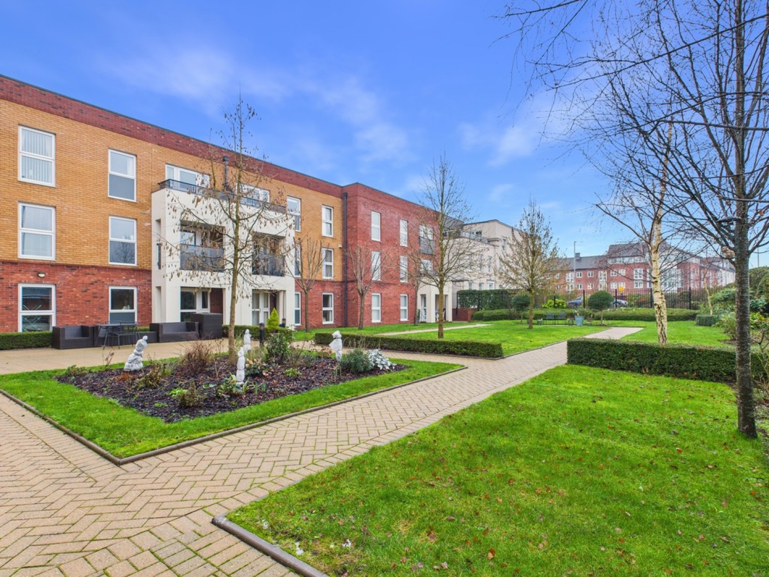 2 bedroom Flat for Sale The Oval, Stafford, Staffordshire