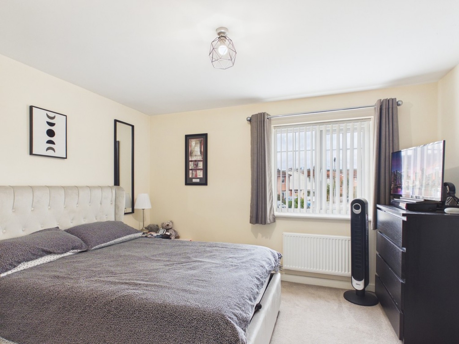 3 bedroom House for Sale The Drive, Stafford, Staffordshire