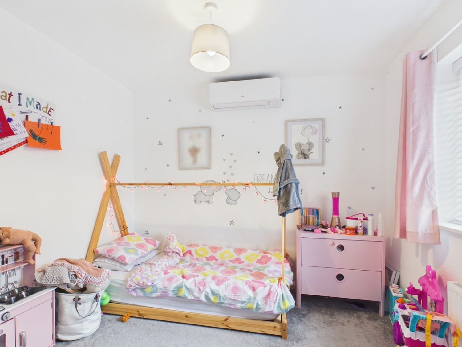 4 bedroom House for Sale Stafford, Staffordshire