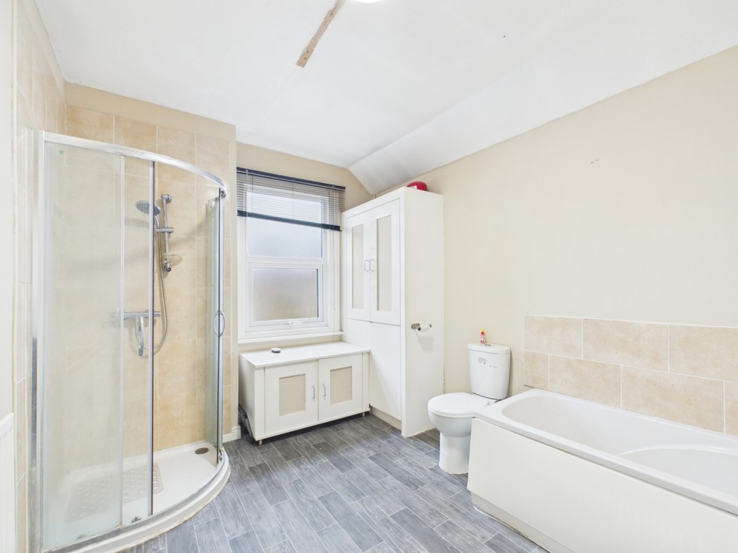 1 bedroom Flat for Sale 6 Henry Street