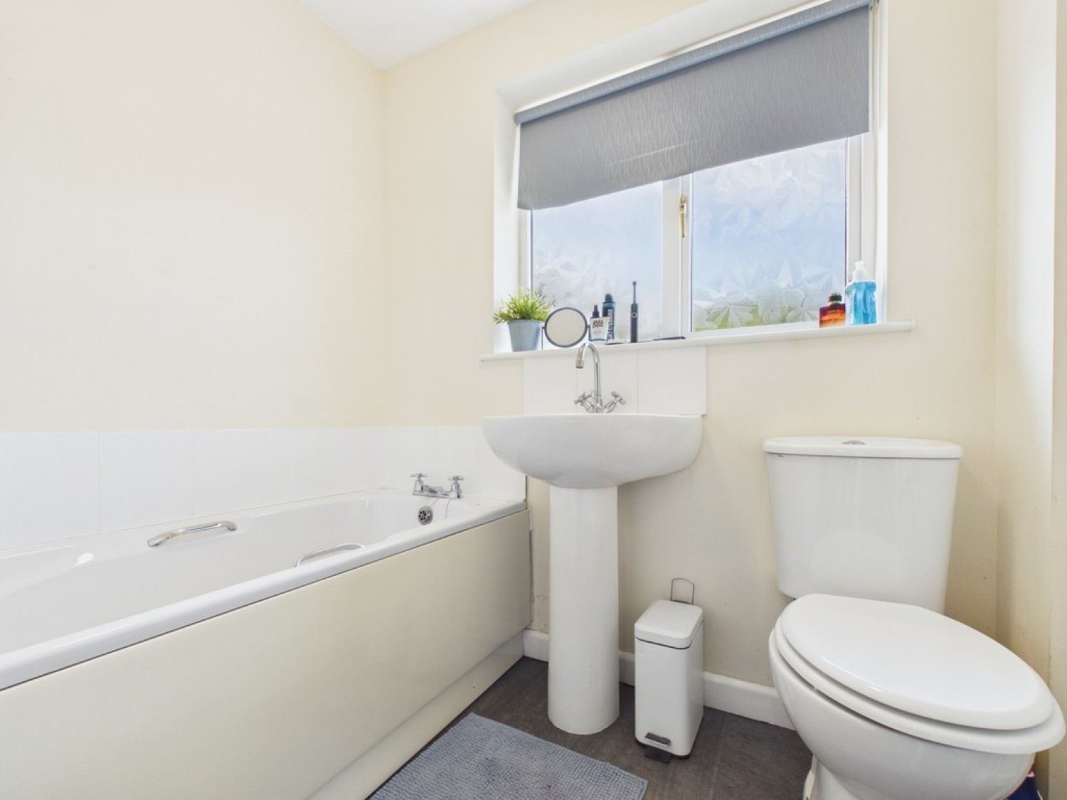 4 bedroom House for Sale Swallowdale, Wildwood, Stafford