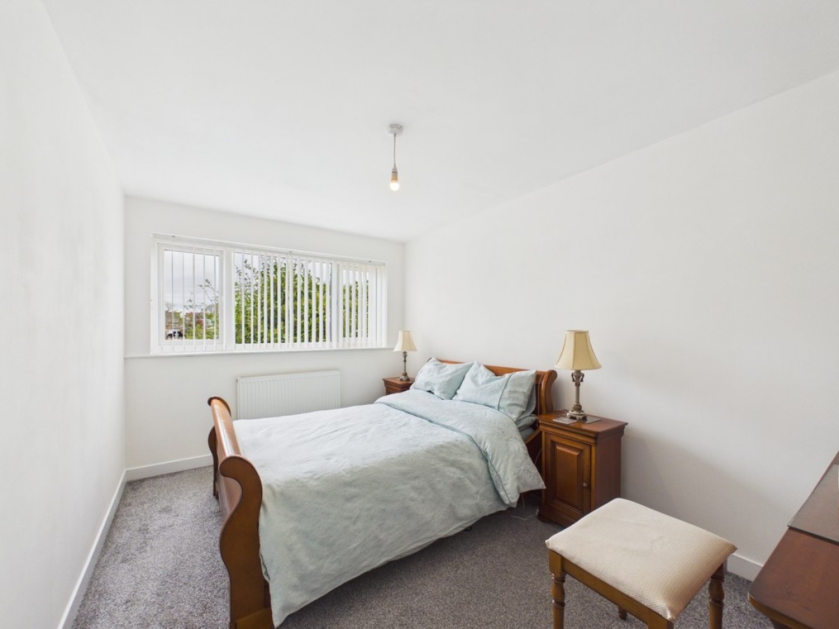 Fairoak Avenue, Parkside