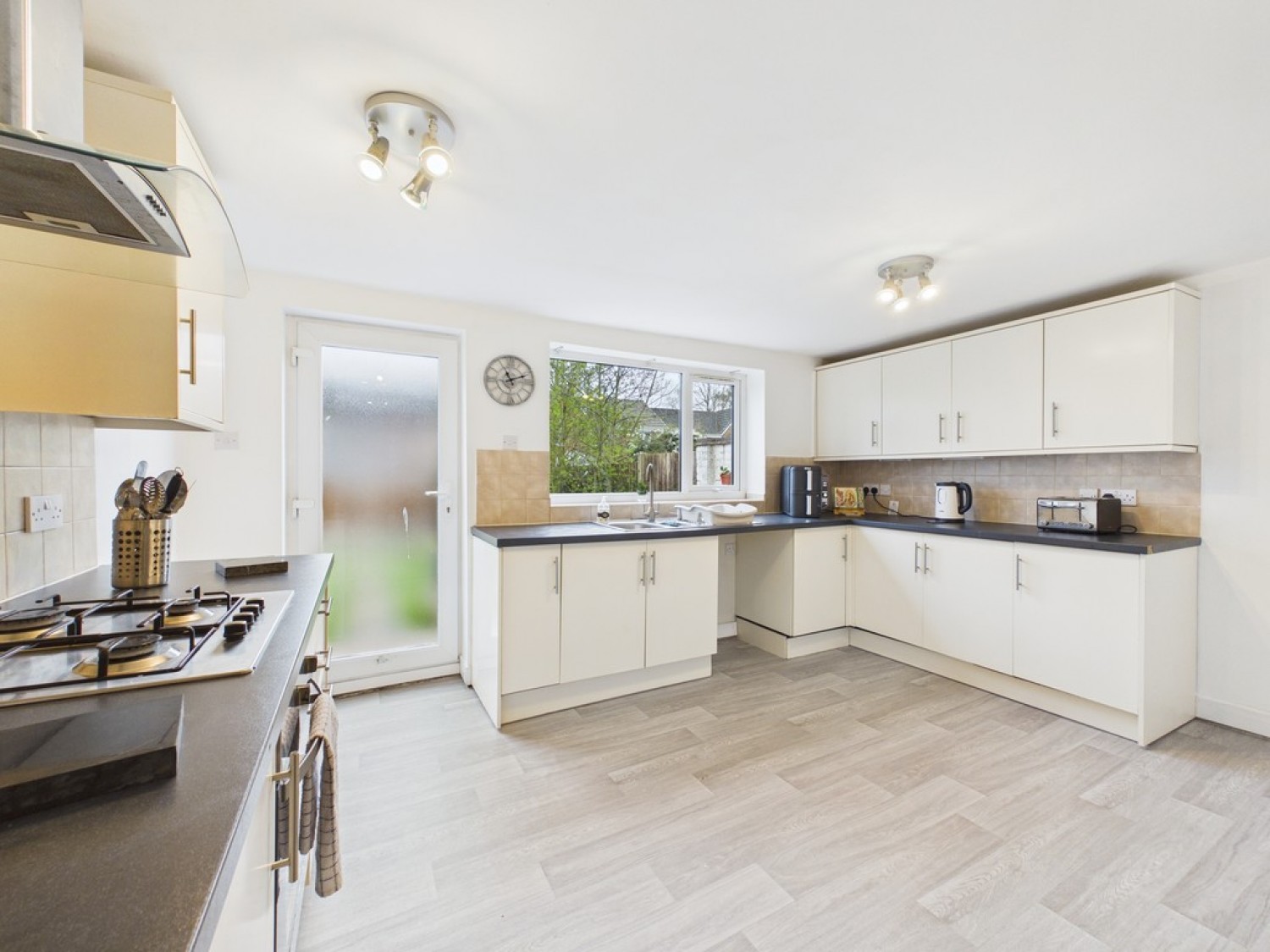 3 bedroom House for Sale Fairoak Avenue, Parkside