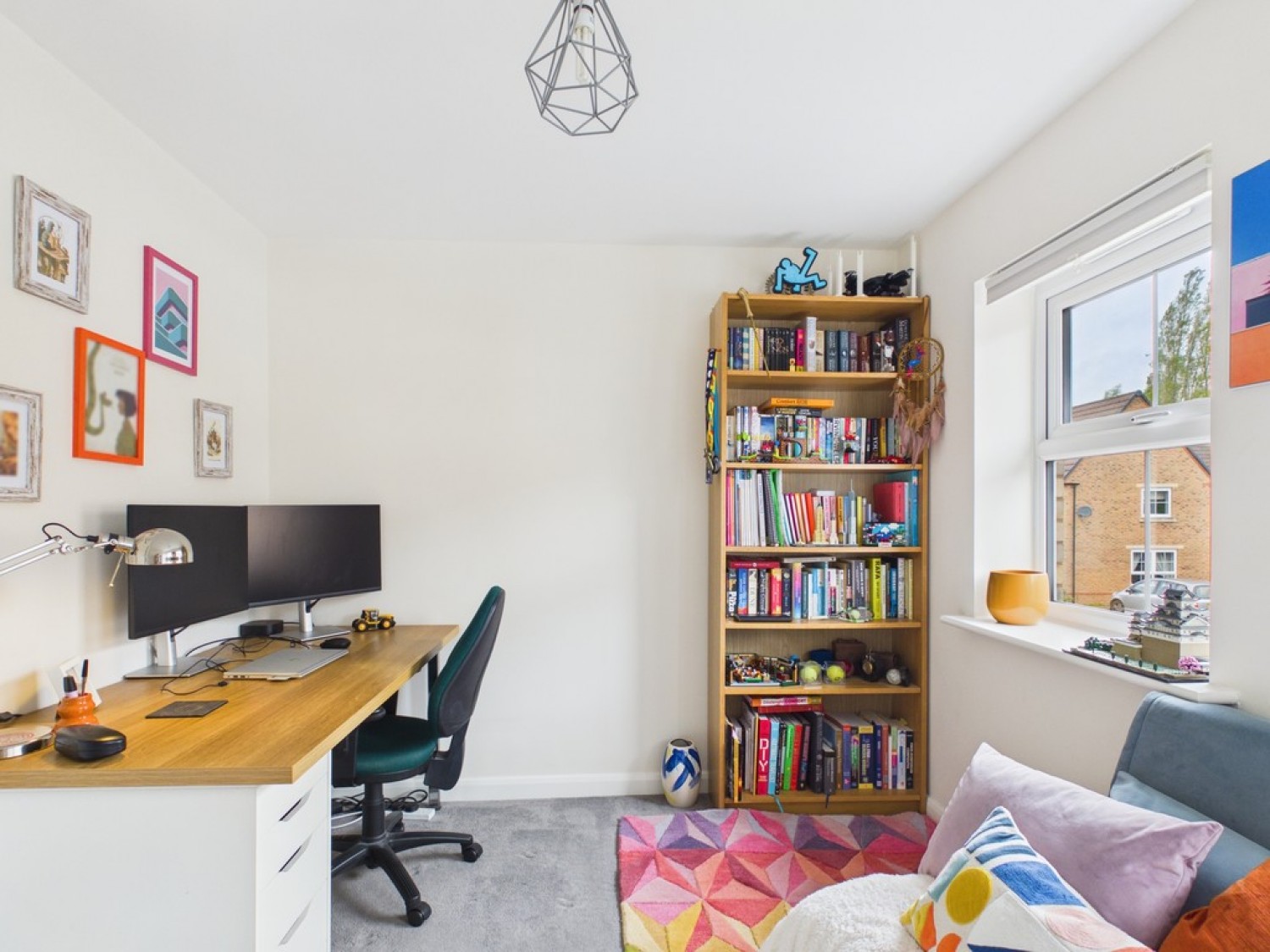 2 bedroom House for Sale Dewsbury Crescent, Stafford, Staffordshire