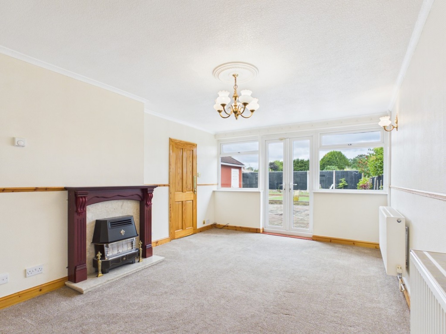 2 bedroom Bungalow for Sale Crab Lane, Stafford, Staffordshire
