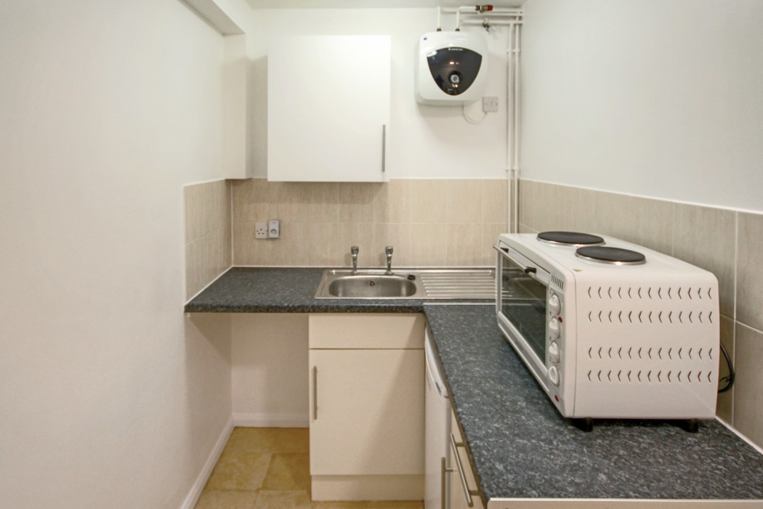 0 bedroom Flat for Letting Campbell Street