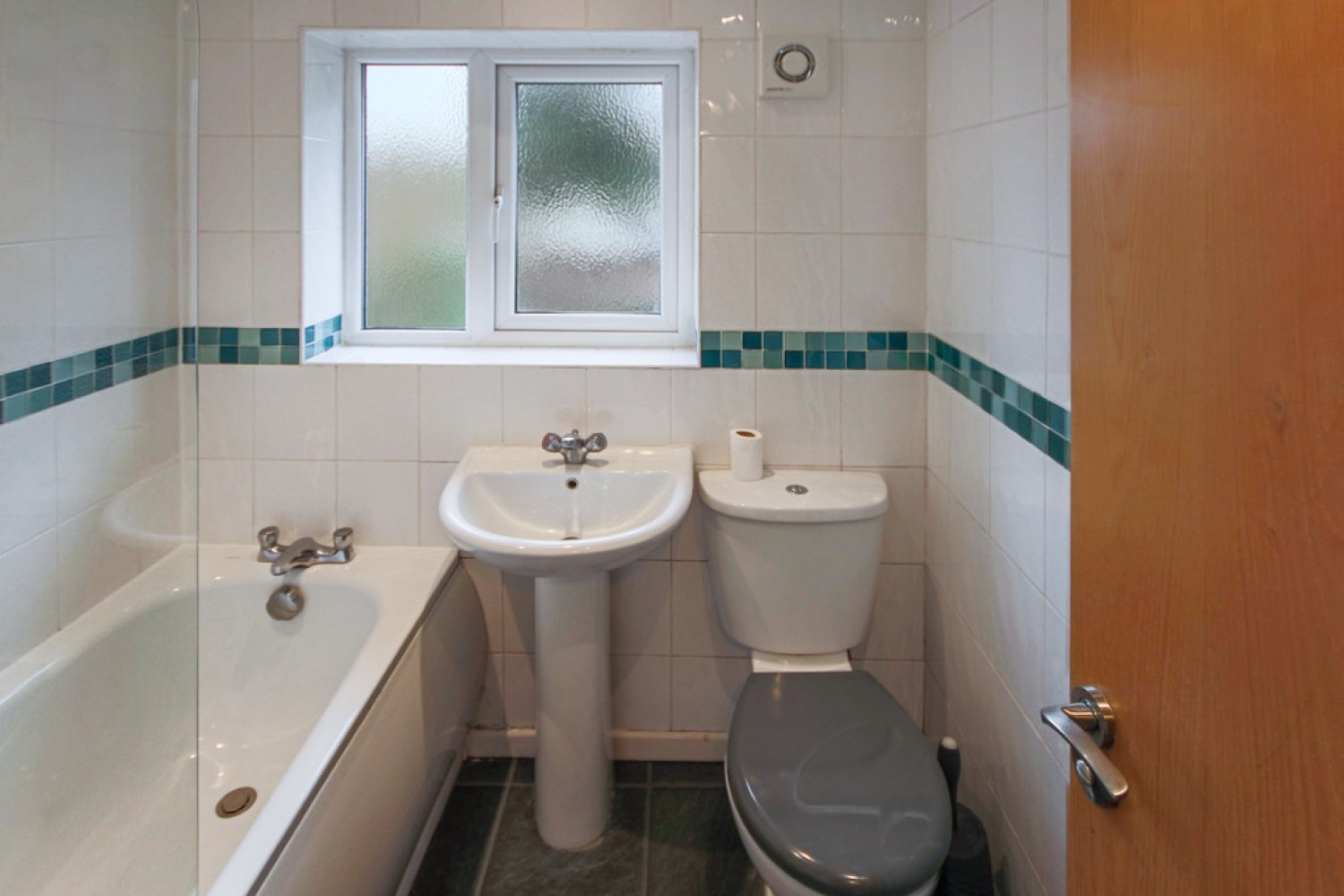 3 bedroom House for Letting Barnwell Road