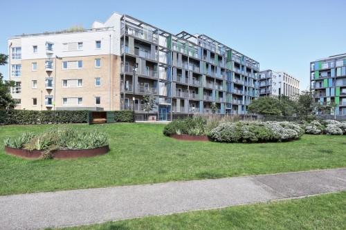 Warren Close