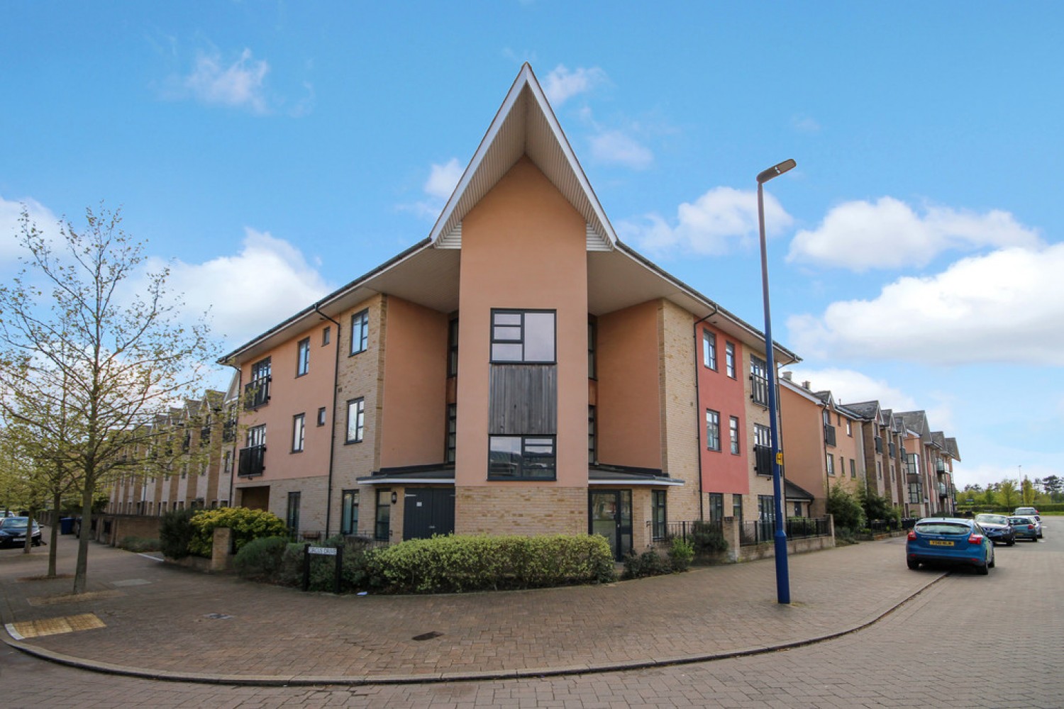 2 bedroom Flat for Letting Chieftain Way