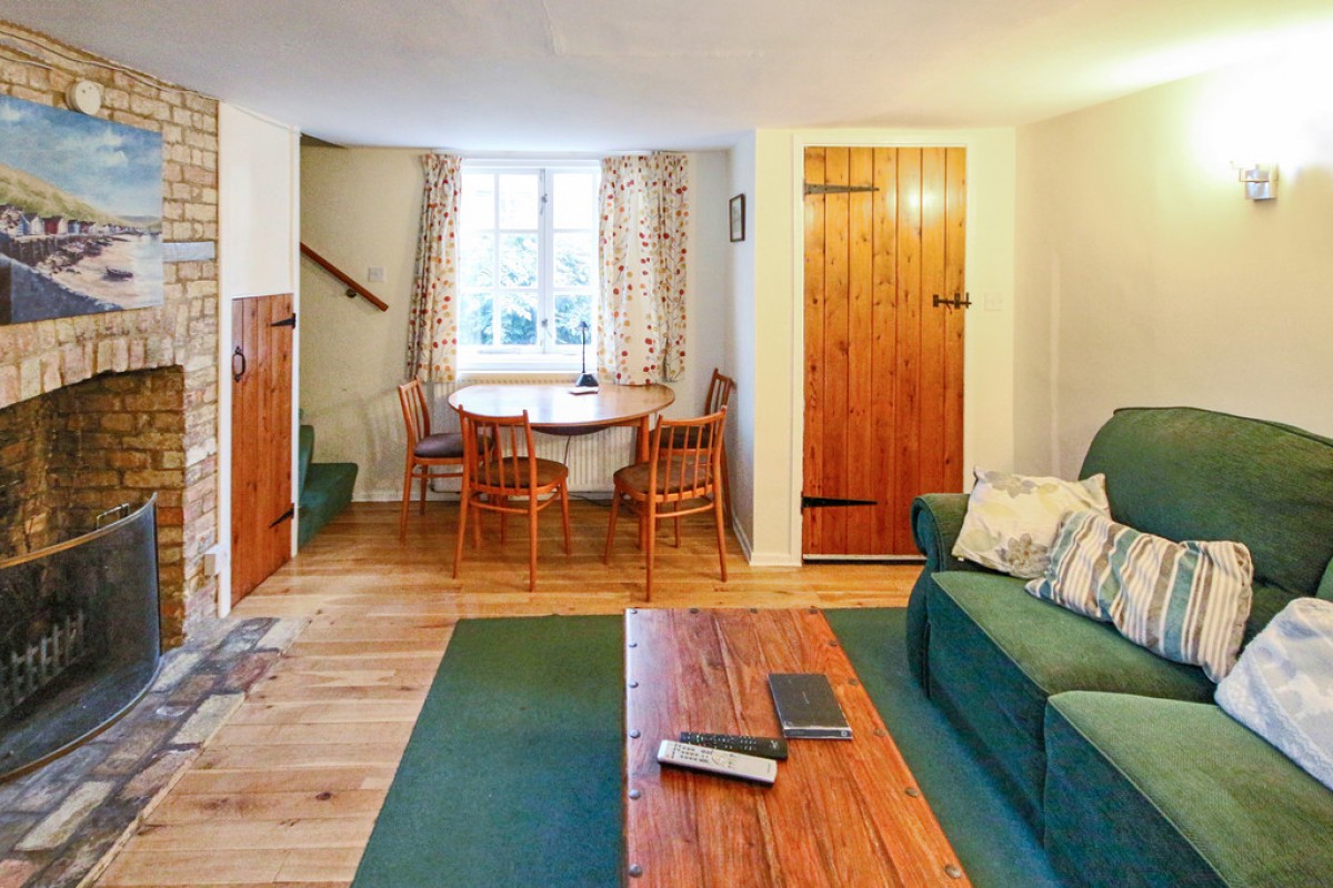 Bells Court, Castle Street