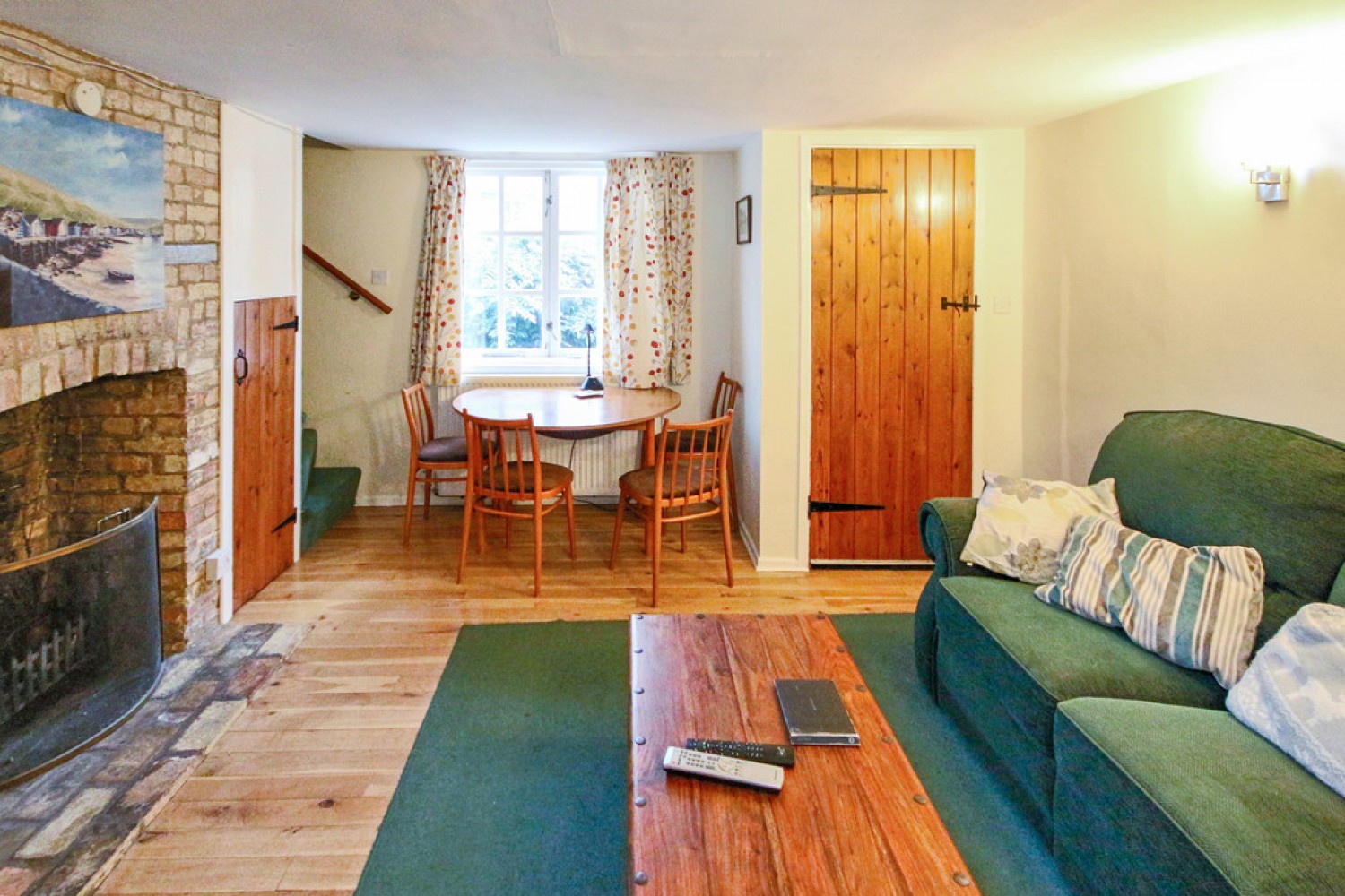 Bells Court, Castle Street