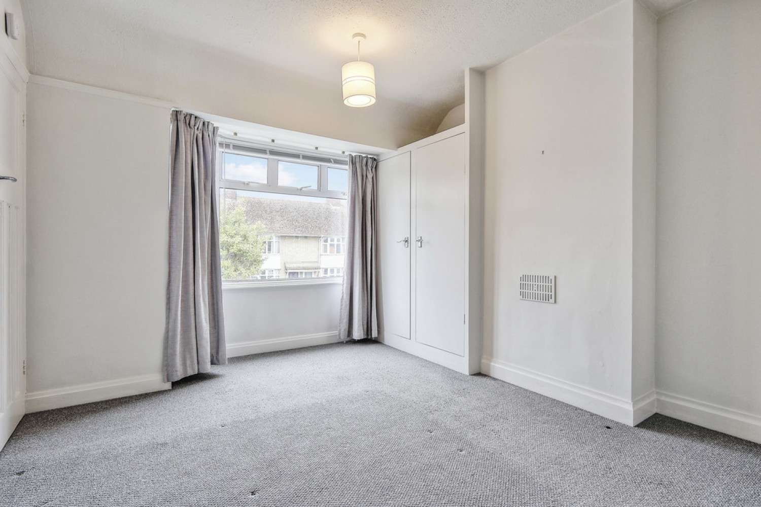 2 bedroom House for Letting Brampton Road