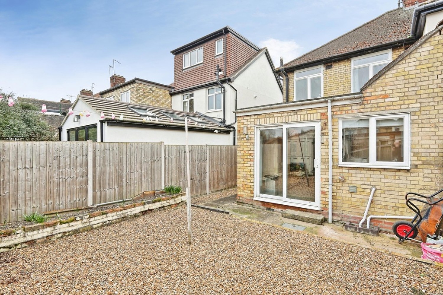 2 bedroom House for Letting Brampton Road