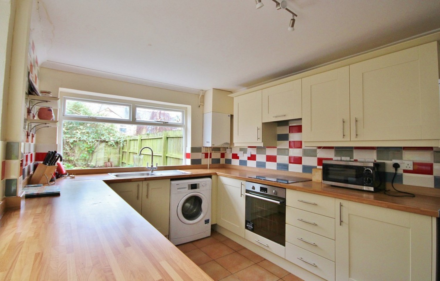 2 bedroom House for Letting Madras Road