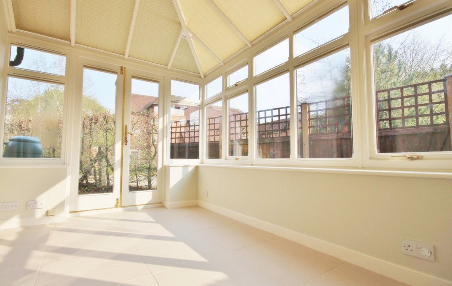 4 bedroom House for Letting The Crescent