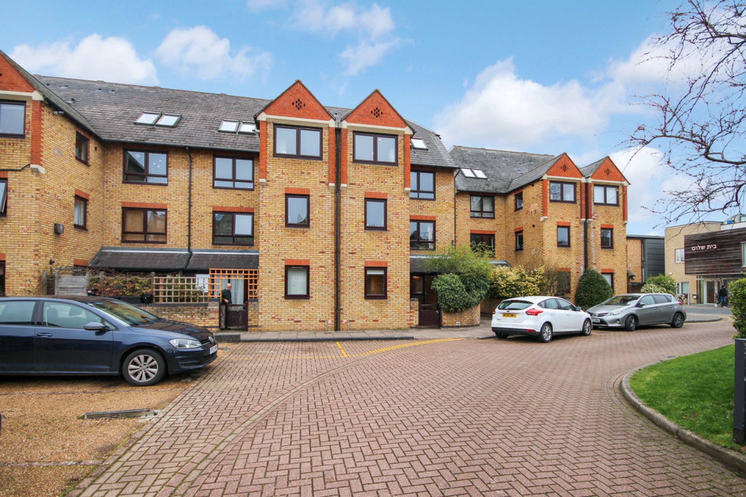 2 bedroom Flat for Letting Bailey Mews, Auckland Road